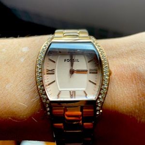 Fossil rose gold watch